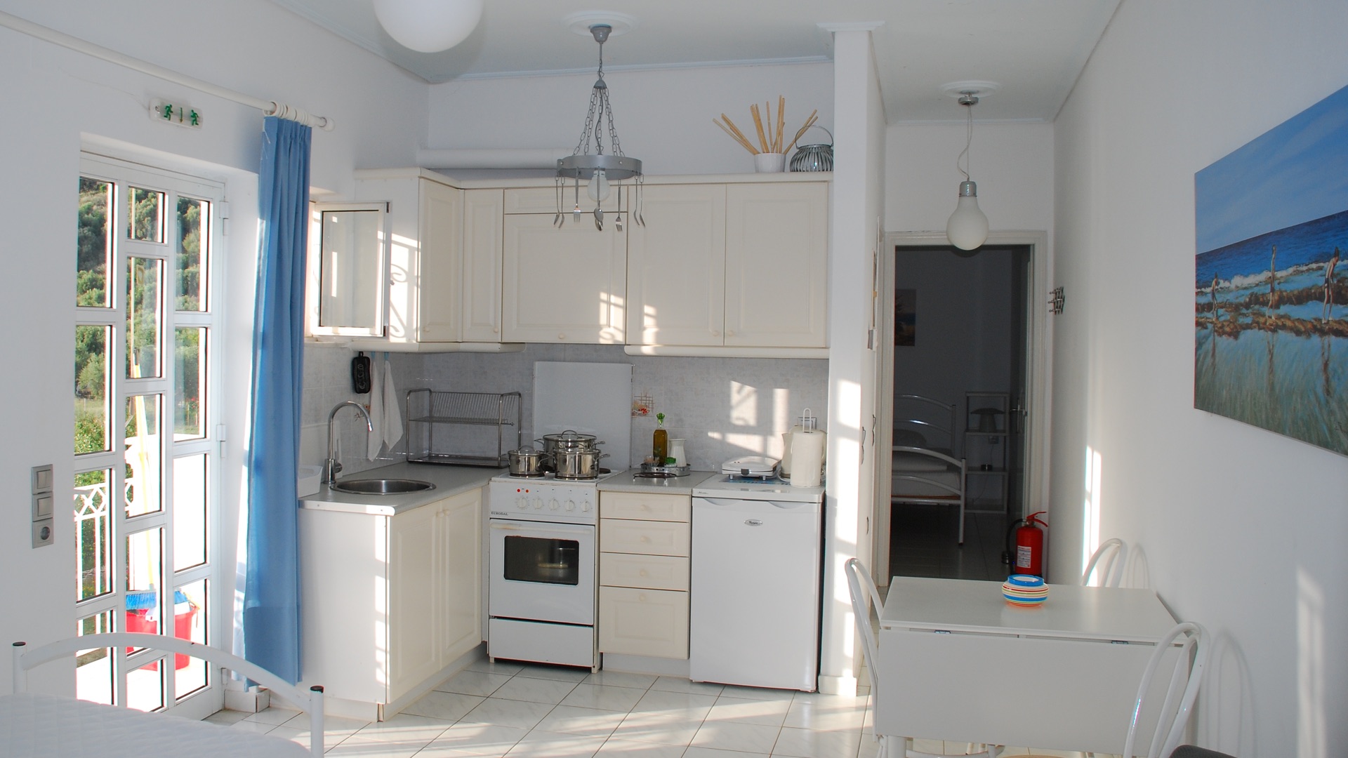 Fully equipped kitchen